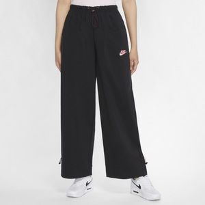 New NIKE woman Sportswear Icon Clash Women's Pants